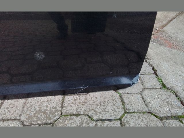 bontott FORD FOCUS III Bal első Ajtó (Részeivel)