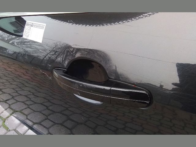 bontott FORD FOCUS III Bal első Ajtó (Részeivel)