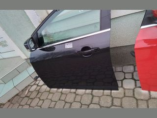 bontott FORD FOCUS III Bal első Ajtó (Részeivel)