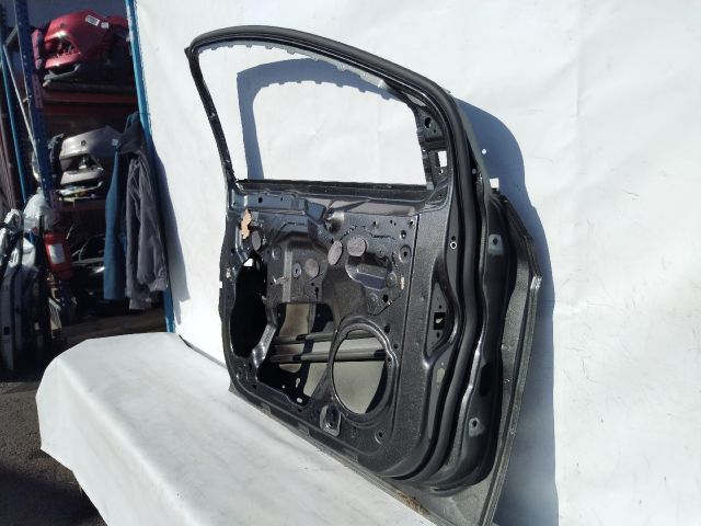 bontott FORD FOCUS III Bal első Ajtó (Üres lemez)