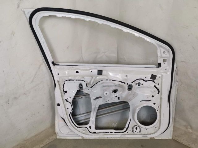 bontott FORD FOCUS III Bal első Ajtó (Üres lemez)