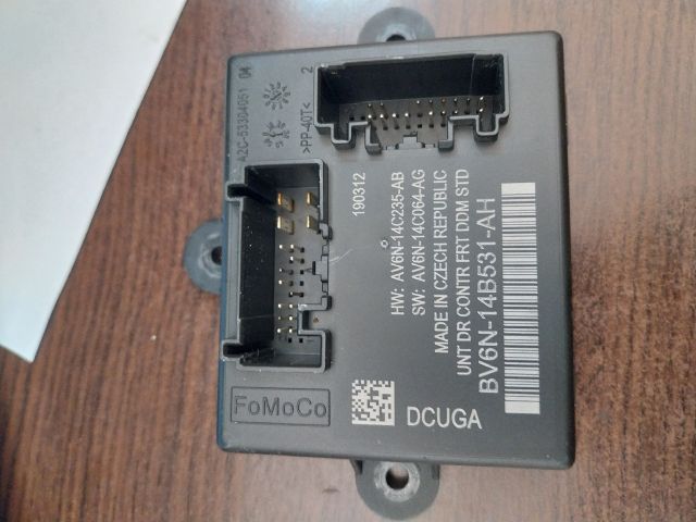 bontott FORD FOCUS III Bal első Ajtó Vezérlőegység