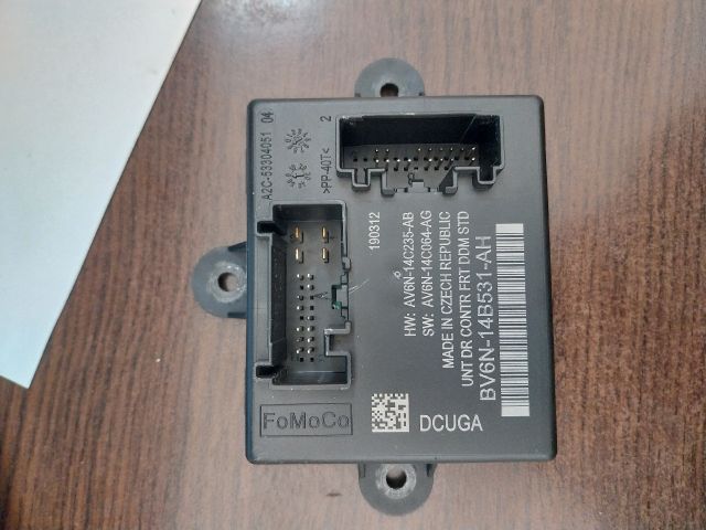 bontott FORD FOCUS III Bal első Ajtó Vezérlőegység