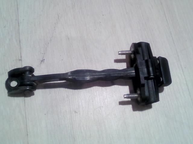 bontott FORD FOCUS III Bal első Ajtóhatároló