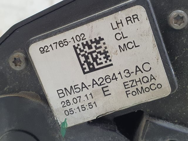 bontott FORD FOCUS III Bal első Ajtózár