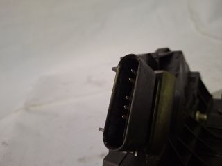 bontott FORD FOCUS III Bal első Ajtózár