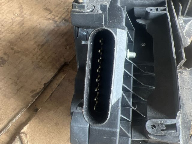 bontott FORD FOCUS III Bal első Ajtózár