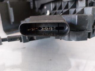 bontott FORD FOCUS III Bal első Ajtózár