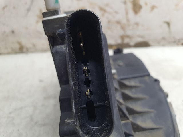 bontott FORD FOCUS III Bal első Ajtózár