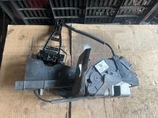 bontott FORD FOCUS III Bal első Ajtózár