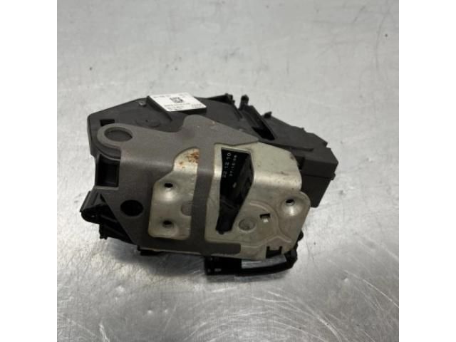 bontott FORD FOCUS III Bal első Ajtózár