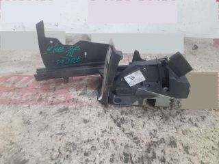 bontott FORD FOCUS III Bal első Ajtózár