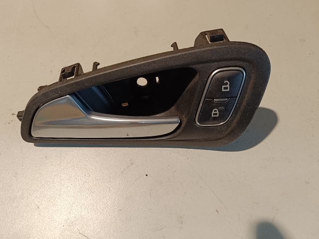 bontott FORD FOCUS III Bal első Belső Kilincs