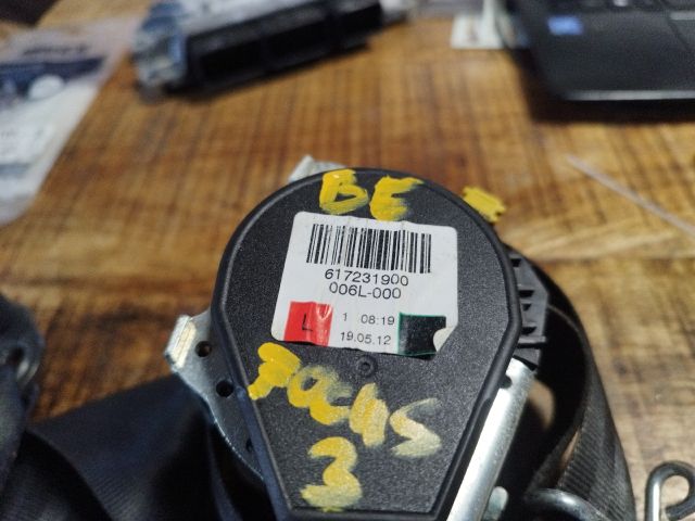 bontott FORD FOCUS III Bal első Biztonsági Öv