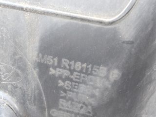 bontott FORD FOCUS III Bal első Dobbetét (Kerékjárati, Műanyag)