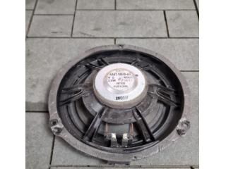 bontott FORD FOCUS III Bal első Hangszóró