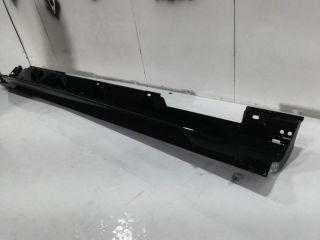 bontott FORD FOCUS III Bal első Küszöb Díszléc
