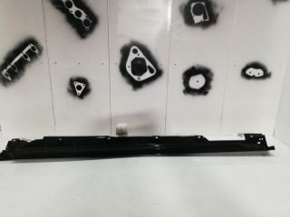 bontott FORD FOCUS III Bal első Küszöb Díszléc