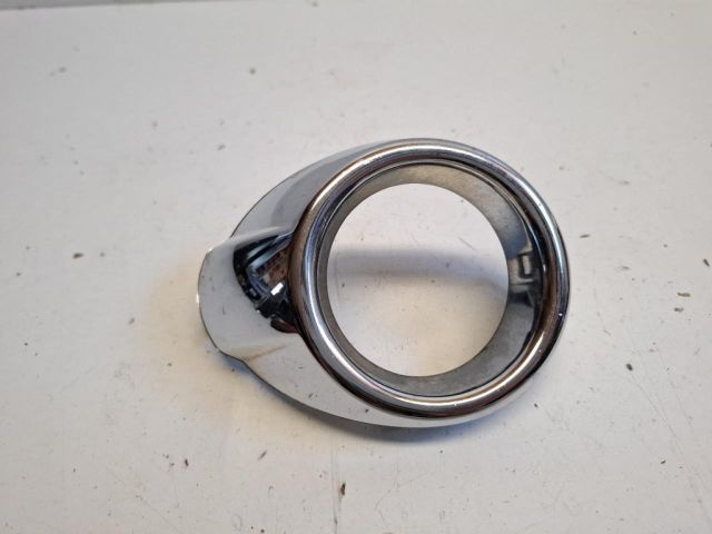 bontott FORD FOCUS III Bal első Lökhárító Vakborítás