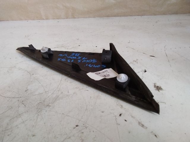 bontott FORD FOCUS III Bal első Sárvédő Díszléc