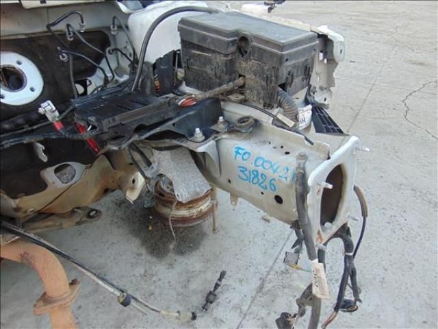 bontott FORD FOCUS III Bal első Ütközéscsillapító