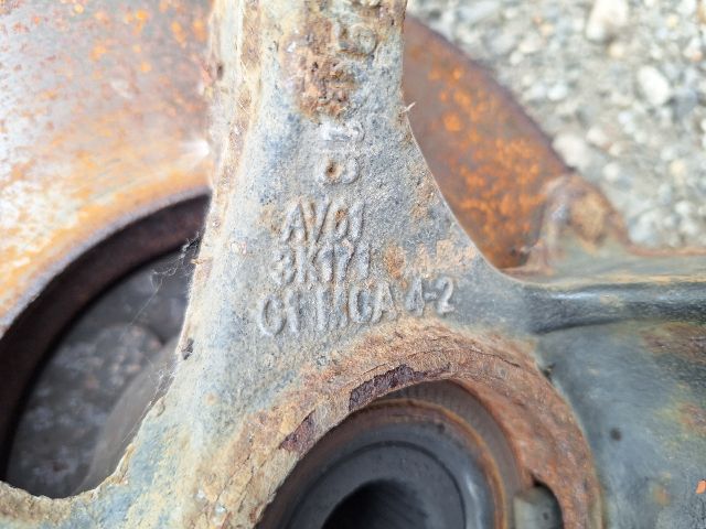 bontott FORD FOCUS III Bal Gólyaláb Csonkállvánnyal