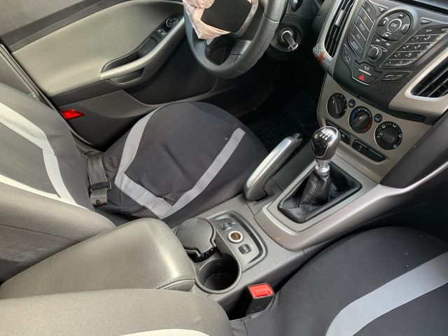 bontott FORD FOCUS III Bal Gólyaláb Csonkállvánnyal