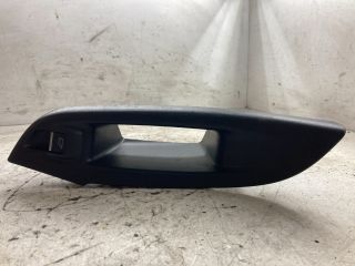 bontott FORD FOCUS III Bal hátsó Ablakemelő Kapcsoló