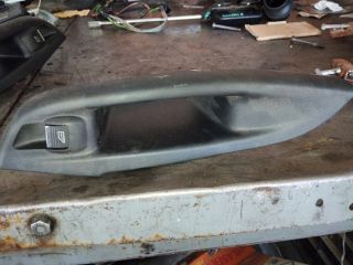 bontott FORD FOCUS III Bal hátsó Ablakemelő Kapcsoló