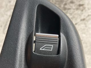 bontott FORD FOCUS III Bal hátsó Ablakemelő Kapcsoló