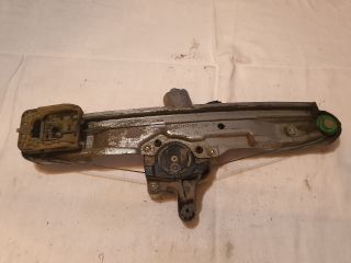 bontott FORD FOCUS III Bal hátsó Ablakemelő Szerkezet (Elektromos)