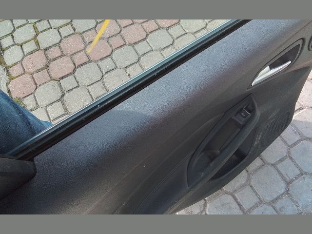 bontott FORD FOCUS III Bal hátsó Ablakemelő Szerkezet (Elektromos)