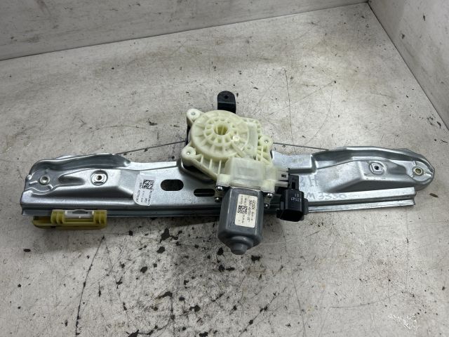 bontott FORD FOCUS III Bal hátsó Ablakemelő Szerkezet (Elektromos)