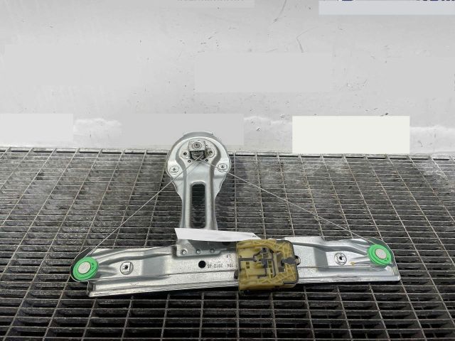 bontott FORD FOCUS III Bal hátsó Ablakemelő Szerkezet (Elektromos)