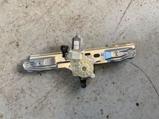 bontott FORD FOCUS III Bal hátsó Ablakemelő Szerkezet (Elektromos)