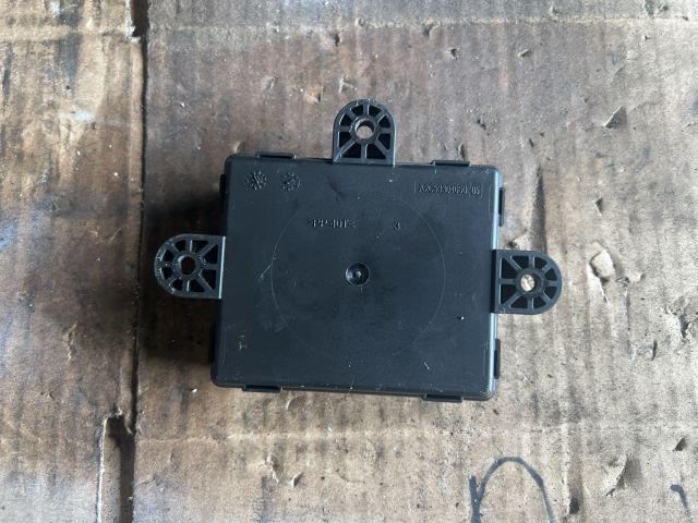 bontott FORD FOCUS III Bal hátsó Ajtó Vezérlőegység