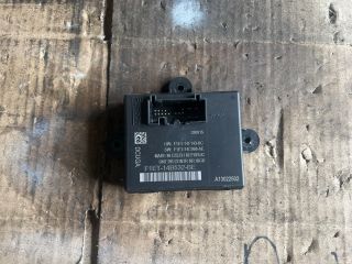 bontott FORD FOCUS III Bal hátsó Ajtó Vezérlőegység