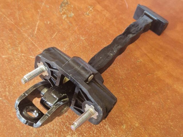 bontott FORD FOCUS III Bal hátsó Ajtóhatároló