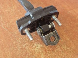 bontott FORD FOCUS III Bal hátsó Ajtóhatároló