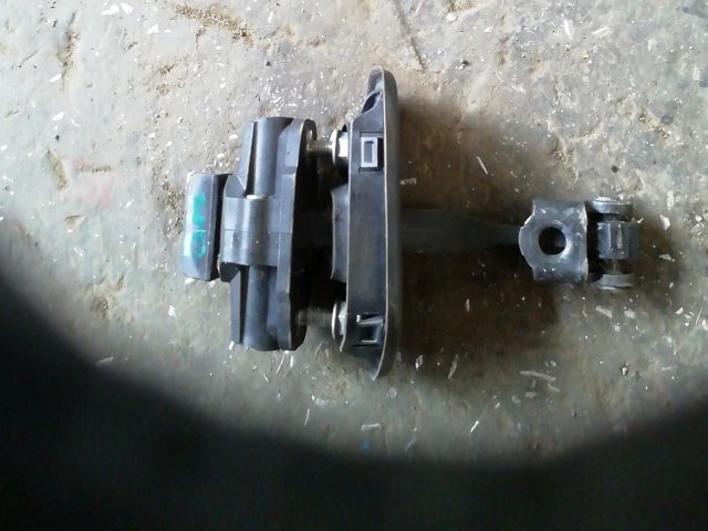 bontott FORD FOCUS III Bal hátsó Ajtóhatároló