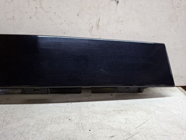 bontott FORD FOCUS III Bal hátsó Ajtókeret Burkolat