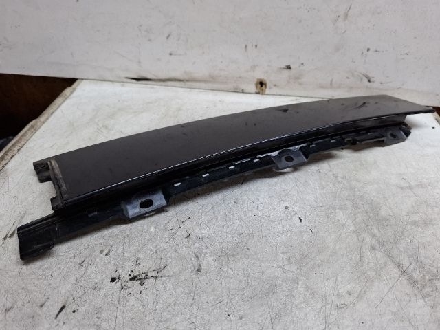 bontott FORD FOCUS III Bal hátsó Ajtókeret Burkolat