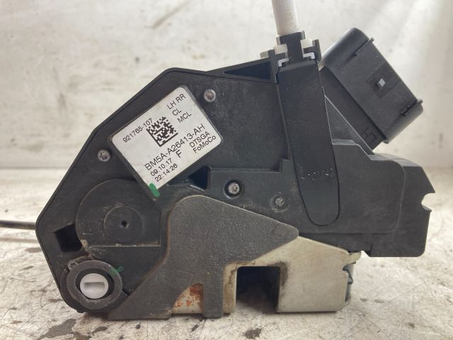 bontott FORD FOCUS III Bal hátsó Ajtózár