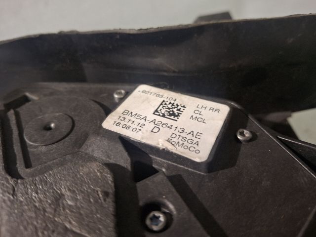 bontott FORD FOCUS III Bal hátsó Ajtózár