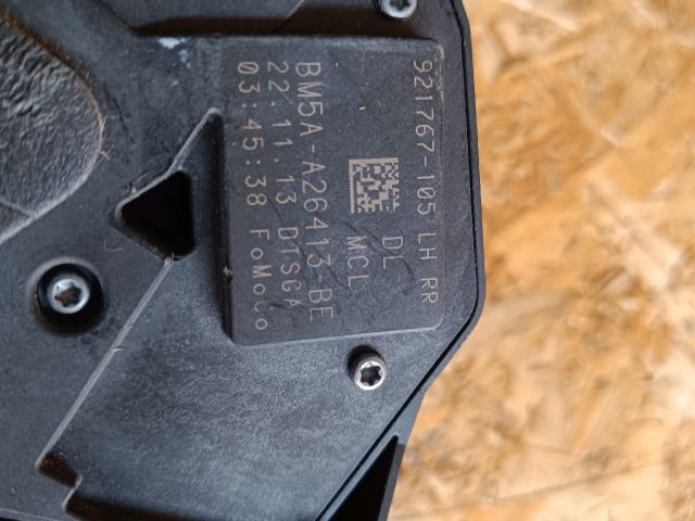 bontott FORD FOCUS III Bal hátsó Ajtózár