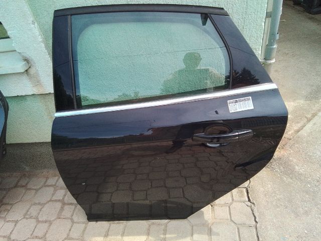 bontott FORD FOCUS III Bal hátsó Ajtózár