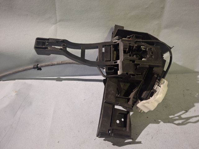 bontott FORD FOCUS III Bal hátsó Ajtózár