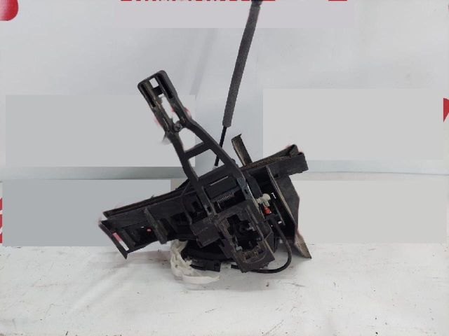 bontott FORD FOCUS III Bal hátsó Ajtózár