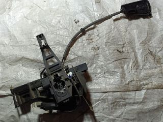 bontott FORD FOCUS III Bal hátsó Ajtózár