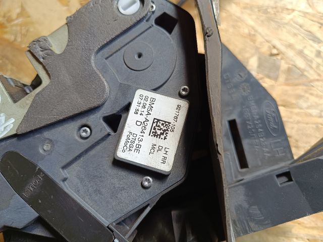 bontott FORD FOCUS III Bal hátsó Ajtózár